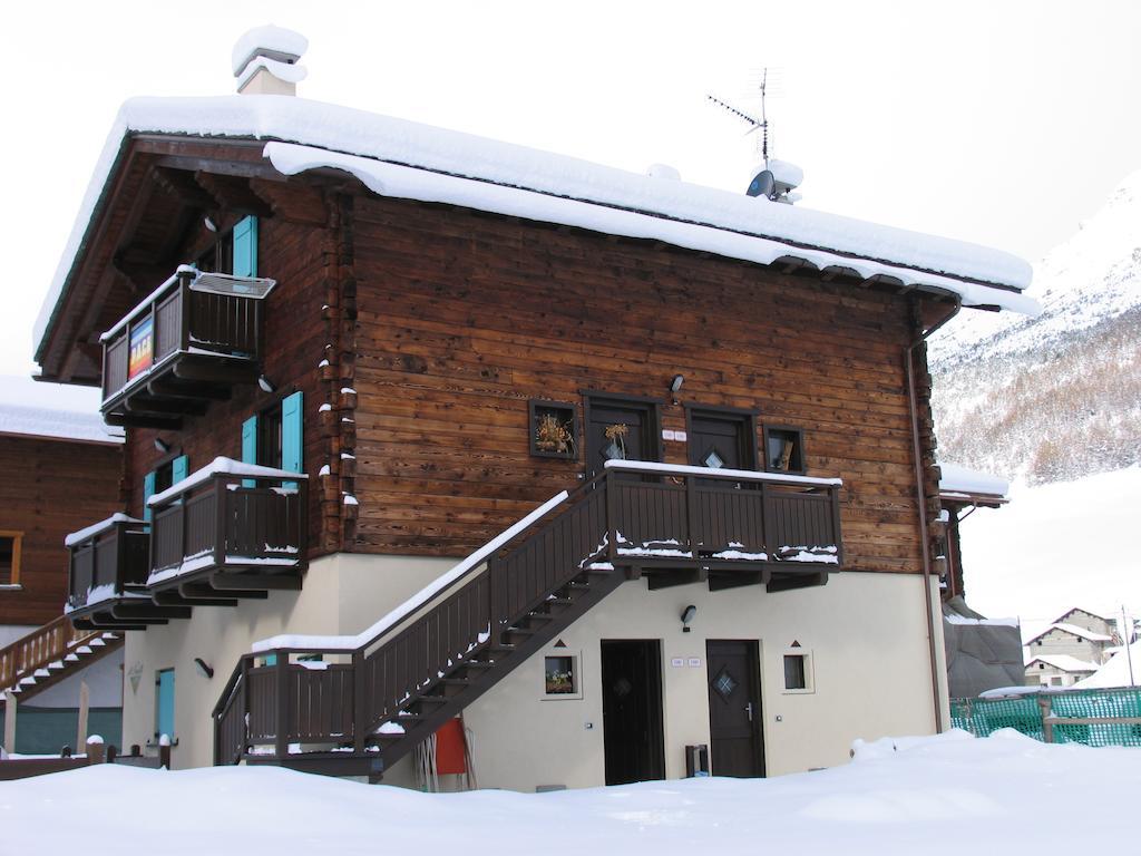 Art Apartments Casa Napell Livigno Exterior photo