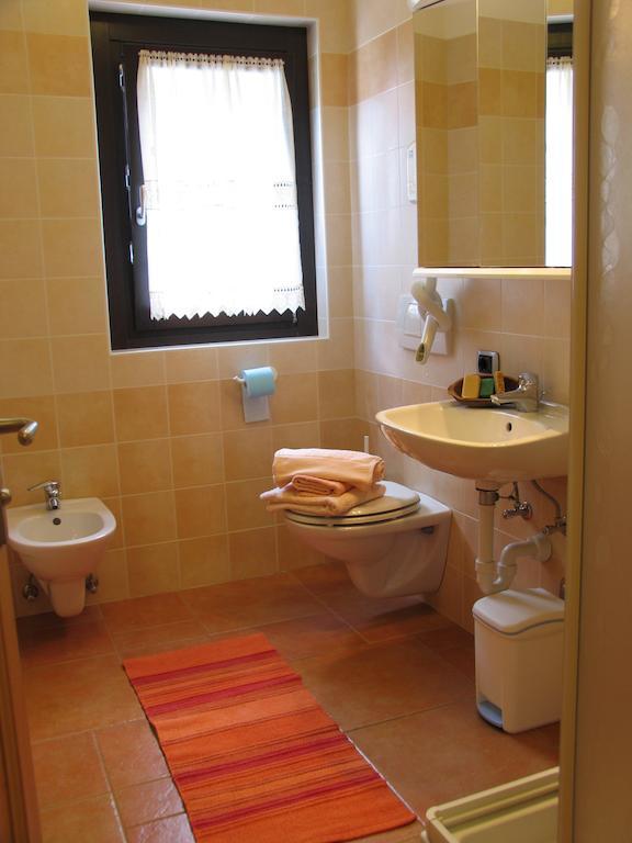 Art Apartments Casa Napell Livigno Room photo