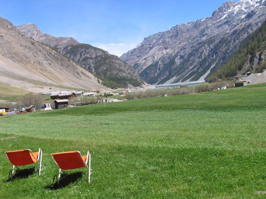 Art Apartments Casa Napell Livigno Exterior photo