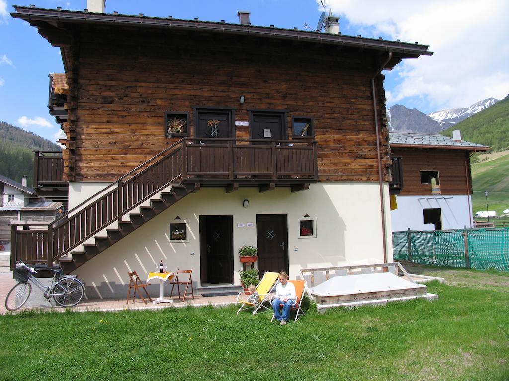 Art Apartments Casa Napell Livigno Room photo