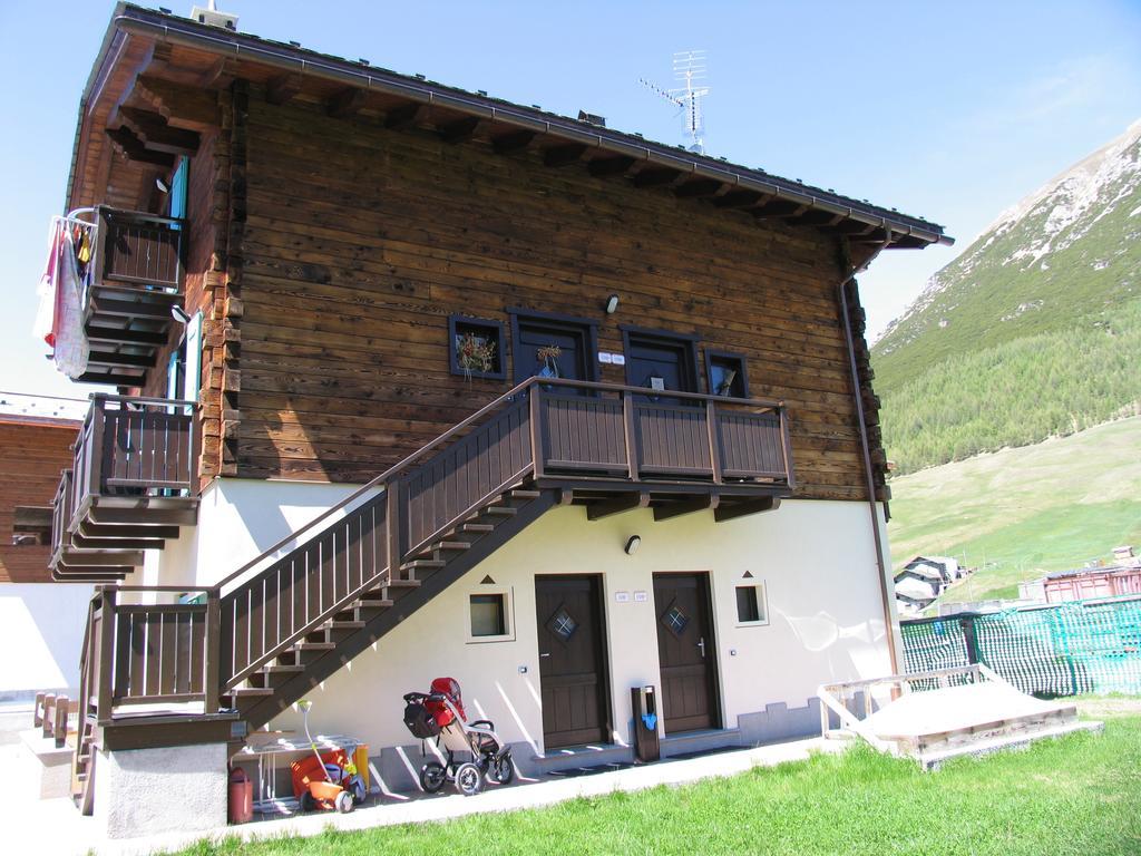 Art Apartments Casa Napell Livigno Exterior photo